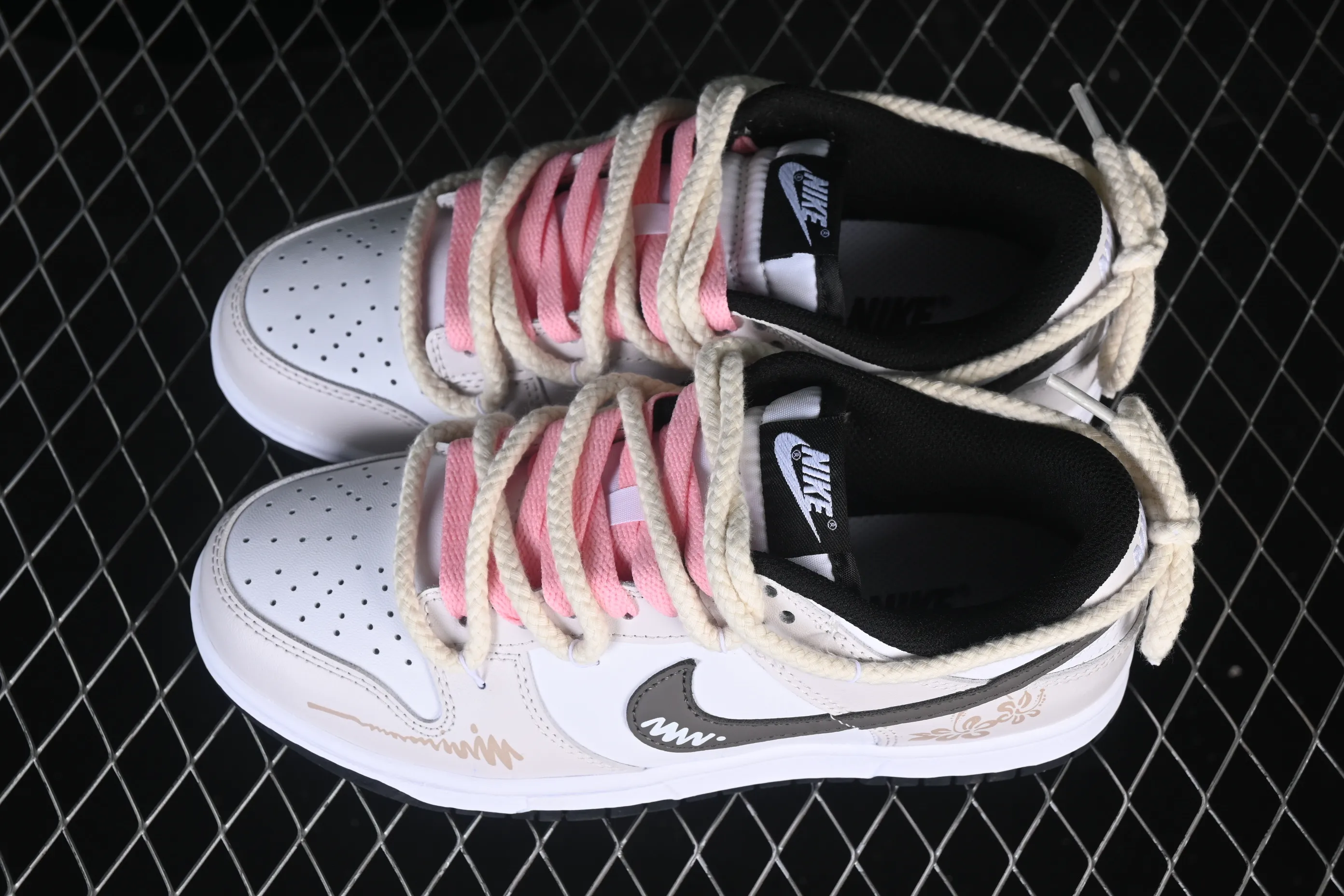 All categories Nk SB Dunk Series Nk SB Dunk Low High-end customized low-top sneakers Nike SB Dunk Low strap customization low-top casual sneakers DD1391-100